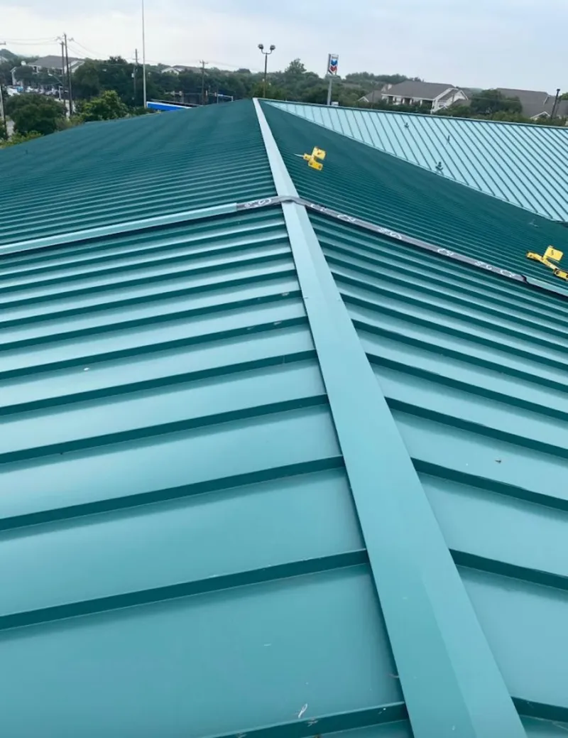 Green commercial metal roof ridge and valley for Metal Roof Repair in Canyon Lake